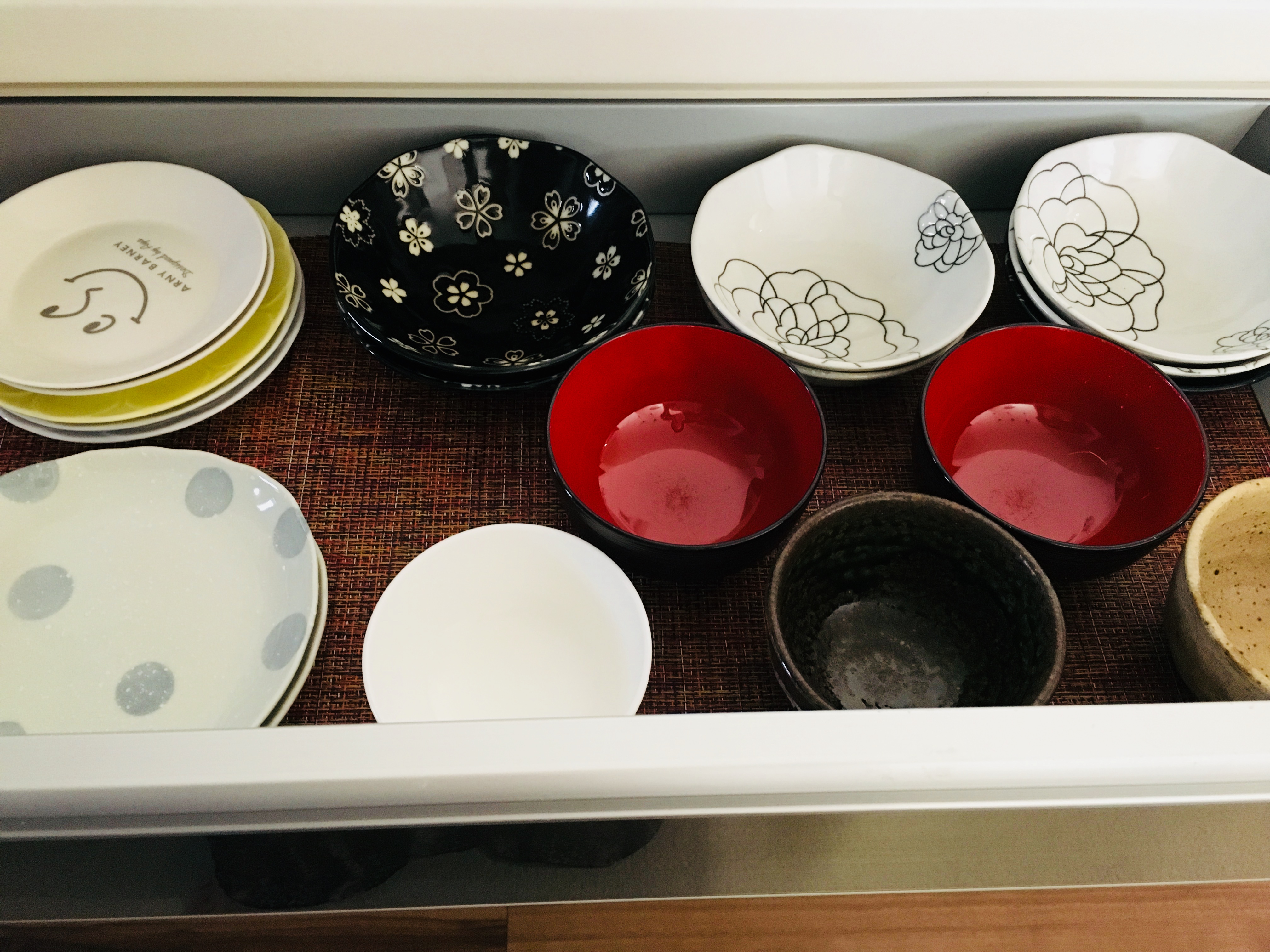 Tableware-drawer2